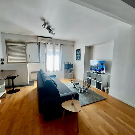 Grand T2 Pont Des Demoiselles Apartmán